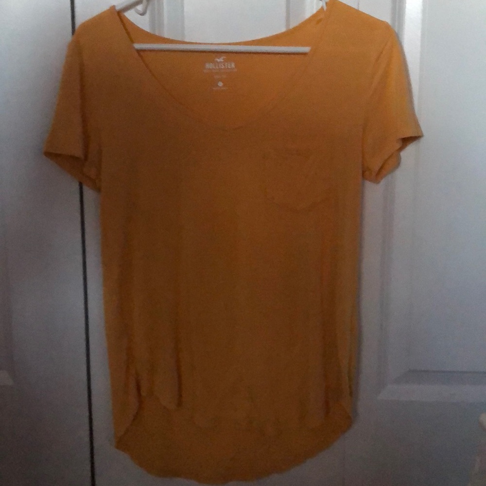 hollister tee